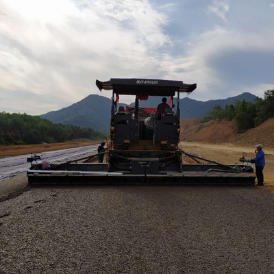 macchine Asphalt Pavers GYA6000L di organizzazione civile di 93kw 6m