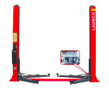 Lancio automatico 4 Ton Two Post Automotive Lift in di riserva