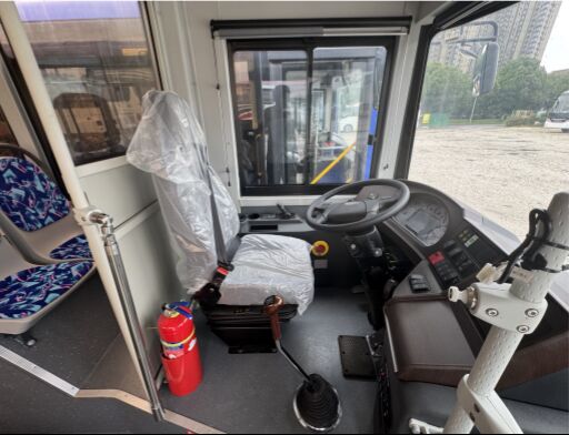 10.5m 50 + 1 posto CNG City Bus