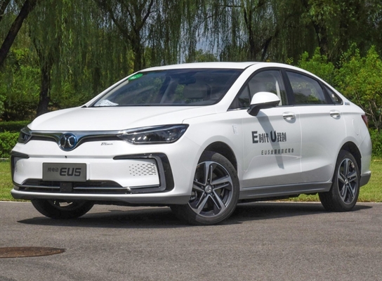 Gamma intelligente dell'automobile elettrica 416km di Baic della lunga autonomia della berlina EU5 R500