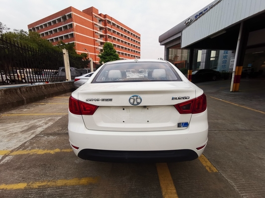Automobile elettrica 100kw 260NM della berlina EU260